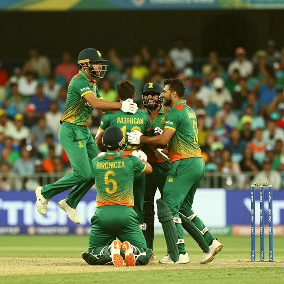 হাফ-স্পেসে গ্লাভস: অ্যালিস ক্যাপসি, ডাব্লিউবিবিএল আর মহিলা ক্রিকেটের ছেঁড়া ক্যালেন্ডার