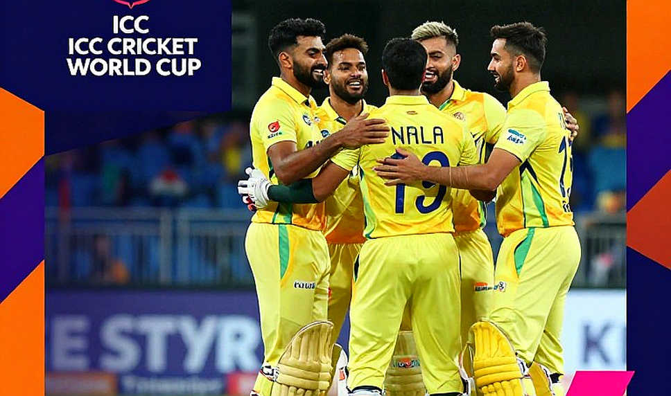 টার্নস্টাইলের ক্লিক আর স্মার্ট কন্ট্রাক্ট: ক্রিকেটের স্থানান্তর-বাজারে ব্লকচেইনের নীরব প্রবেশ