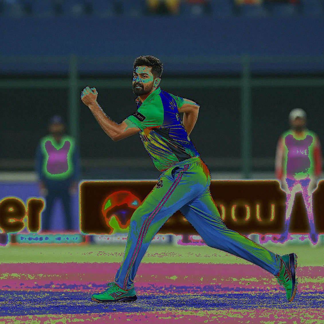 The Weight of the Gloves: Alice Capsey, a Fragmented Calendar, and the Quiet Questions of Women's Cricket