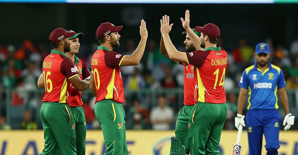 ক্রিকেটের ডেটা, ব্লকচেইন এবং এশিয়ার নতুন পিচ: বল কার হাতে?
