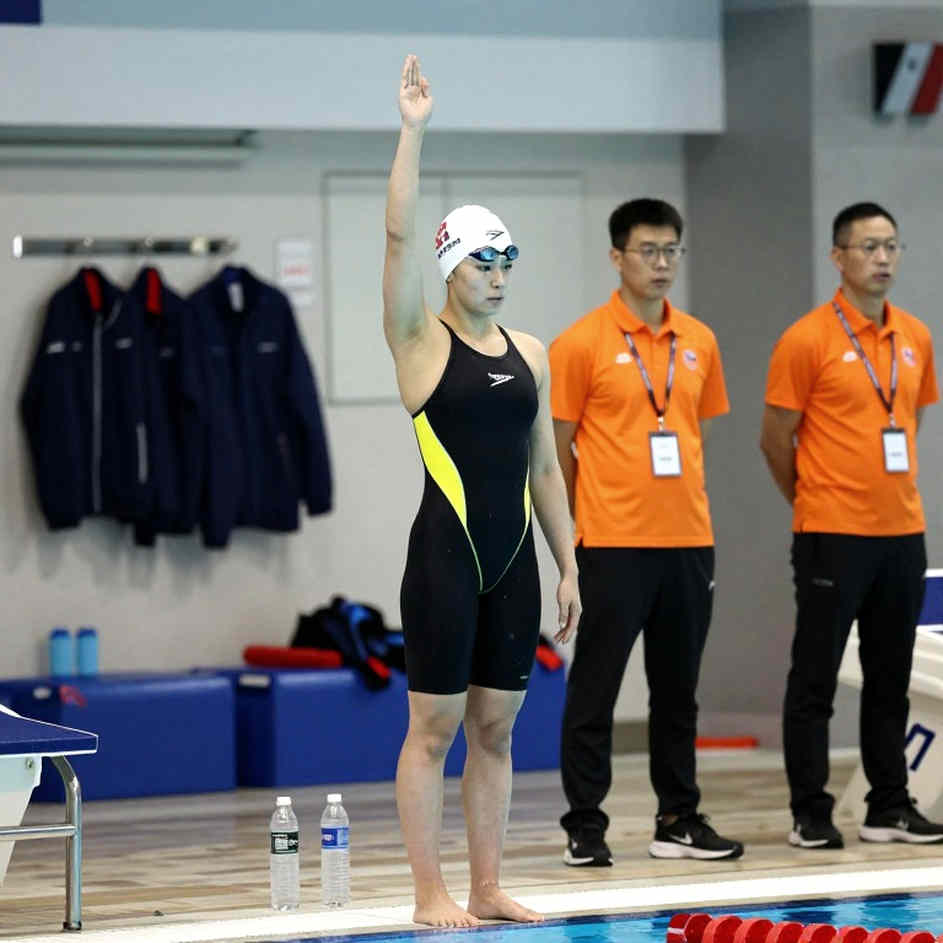 Where the Clock Paused in Tashkent: A Short-Course World Record Tied Exactly, and Asia's Two Quiet Records