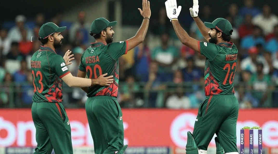 ক্রিকেট বিশ্লেষণের নীরব কাঠামো: ফরম্যাট, স্যাম্পল আর খালি ফিডের পাঠ ক্রিকেট বিশ্লেষণের নীরব কাঠামো: ফরম্যাট, স্যাম্পল আর খালি ফিডের পাঠ