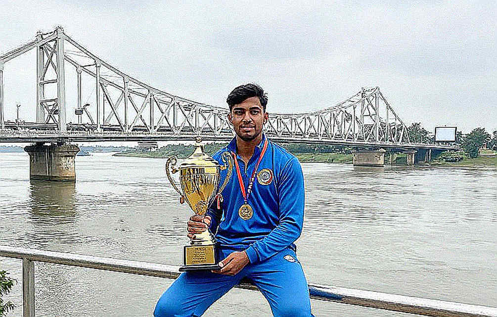 নালন্দার ৯ উইকেটের জয়: ১৬.৫ ওভারে ম্যাচ শেষ, কিন্তু গল্পটা শুরু হয়েছিল ১১৩-তেই নালন্দার ৯ উইকেটের জয়: ১৬.৫ ওভারে ম্যাচ শেষ, কিন্তু গল্পটা শুরু হয়েছিল ১১৩-তেই